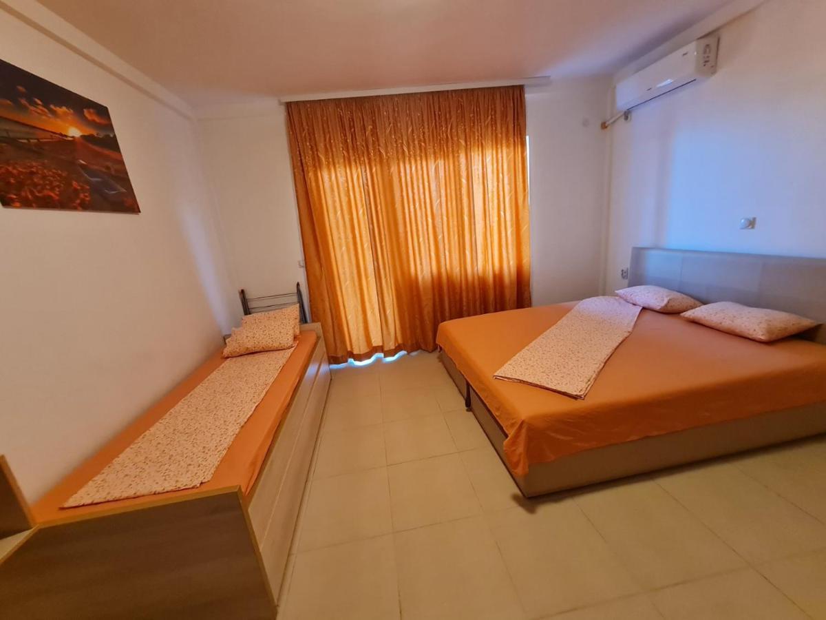Stefan Apartment *