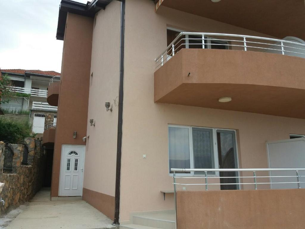Stefan Apartment *